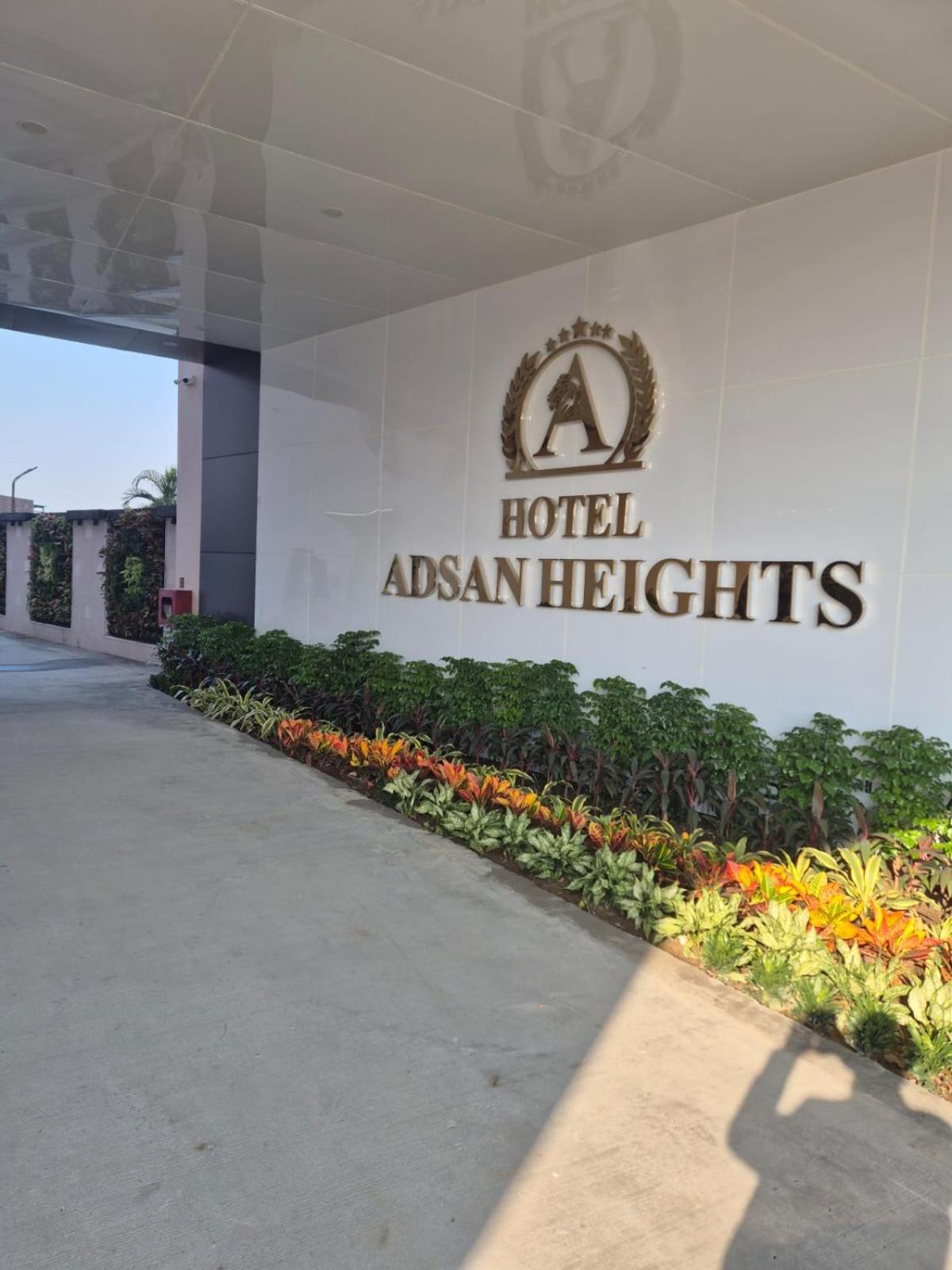 Hotel Adsan Heights Gajraula Exteriör bild